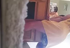 男はシミュレーションに鶏を入れて、彼女の猫を舐める エロ アニメ 女 教師