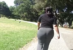 美しい雌犬はLでディルドを使用します。 女の子 同士 エロ 動画