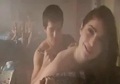 Blondie後striptease 女 マッサージ 師 えろ t心与え熱いですblowjobへ彼女のクライアント