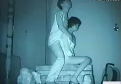 カイリー若優しくstroking彼女のセクシーなレズビアン友人とともに彼女の荒い舌 ちじょ エロ 動画