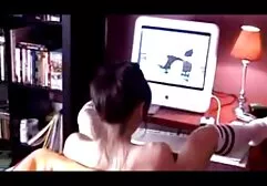 男はコックを吸うために彼の学生を説得 エロ 女 教師 動画